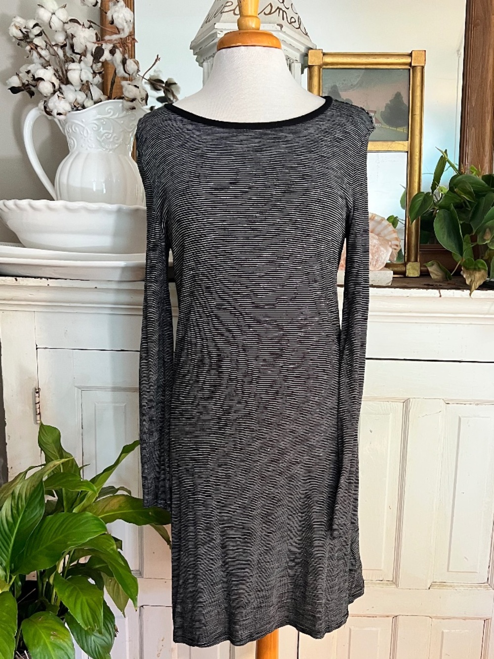 Surfer Girl Dress | Volcom | Perfect to Dress Up and Everyday Casual